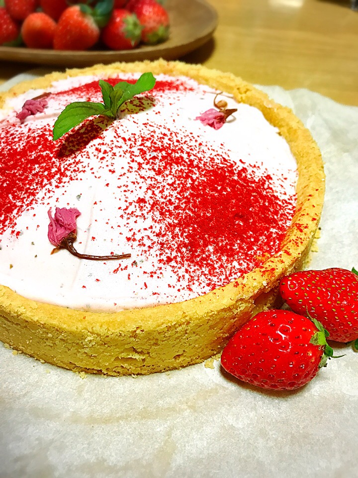 桜餡と抹茶のケーキ?