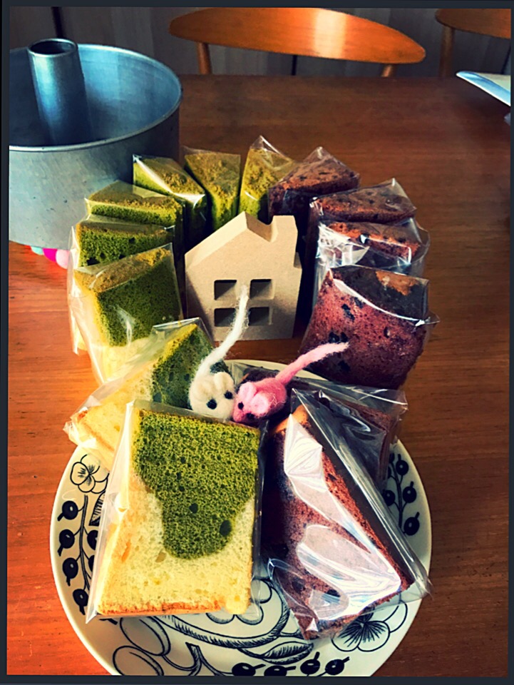 しっとりふわふわChiffon cake❤️ チョコチョコチップとお茶＆プレーン