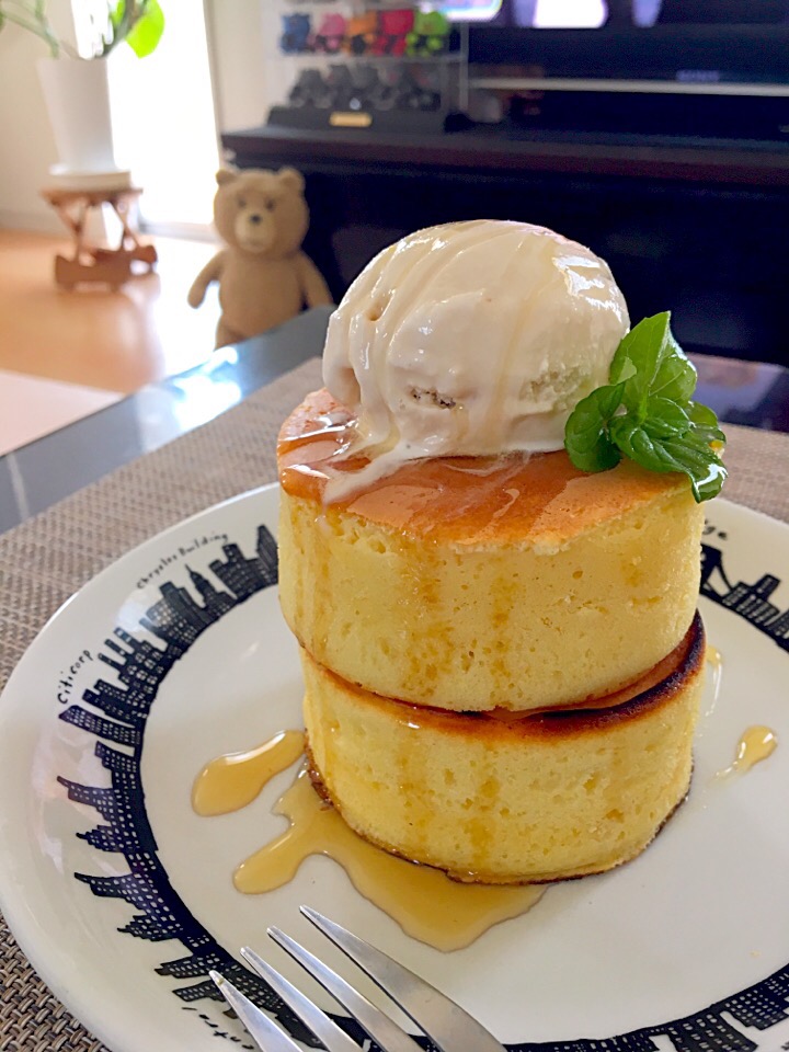 ホットケーキアイス乗せ🥞