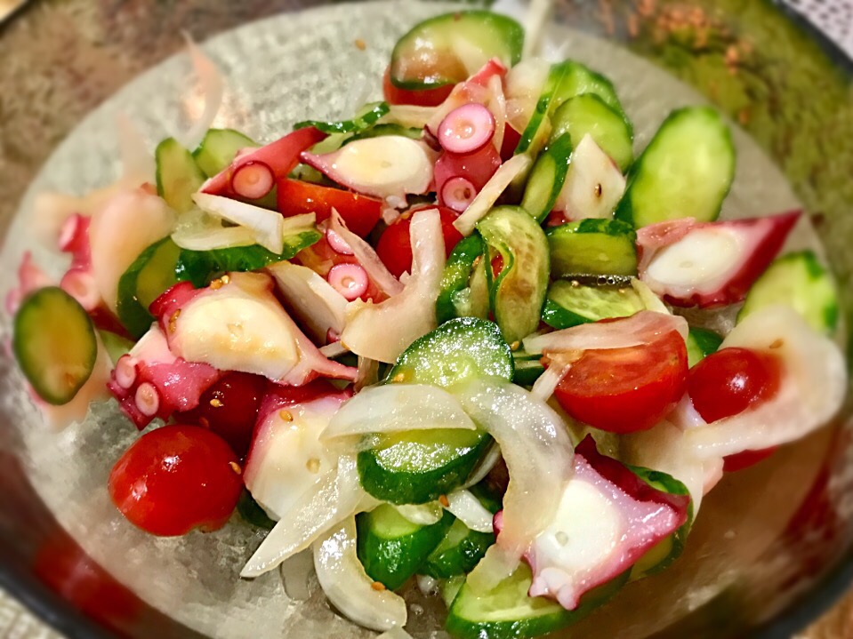 蛸と胡瓜とトマトと新玉ねぎの中華風マリネ by meifarm