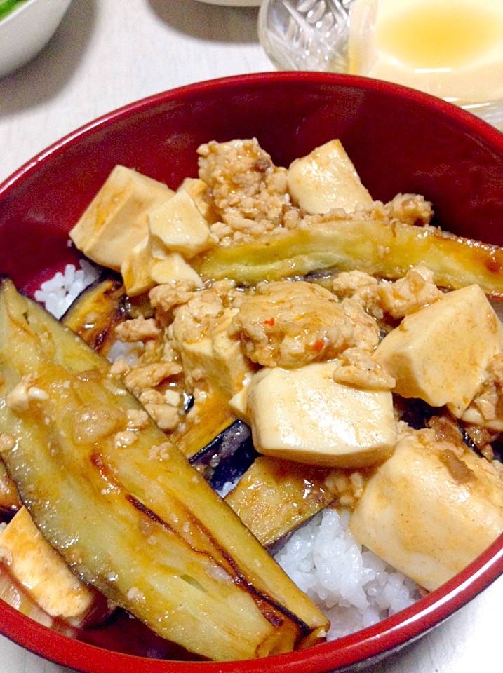 麻婆茄子丼