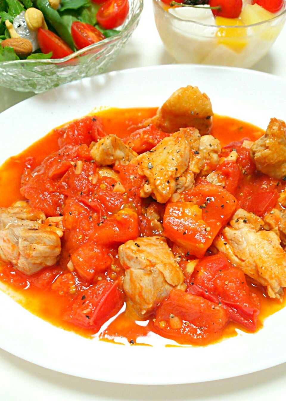 Tomato and chicken ?? #完熟トマト と鶏もも肉のオイスター炒め #うちごはん #おうちごはん   #夕食