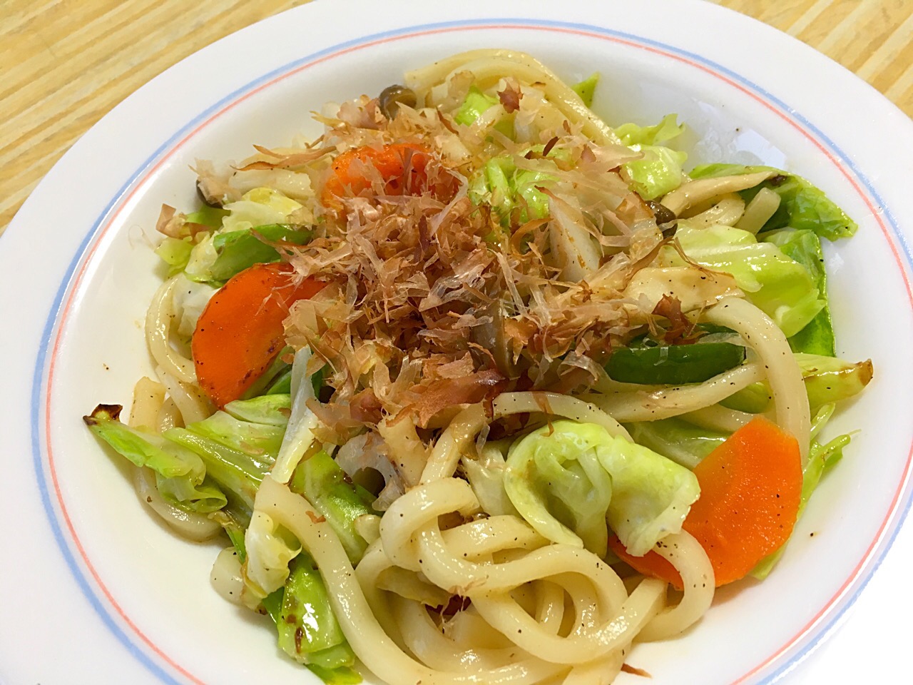 野菜たっぷり焼うどん?