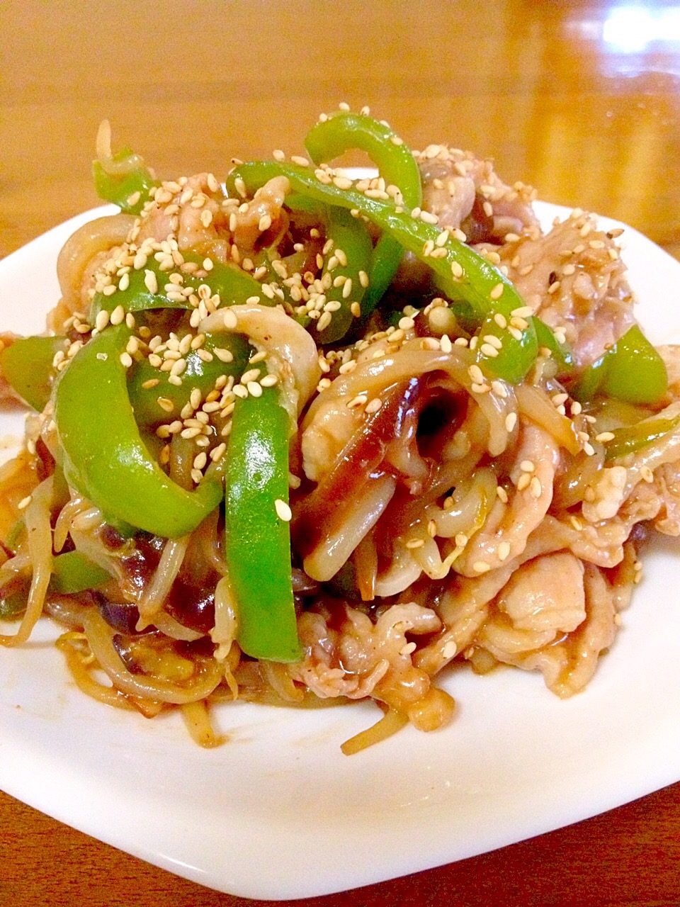 野菜と豚肉の甘辛甜麺醤炒め✨ご飯?進み過ぎます??