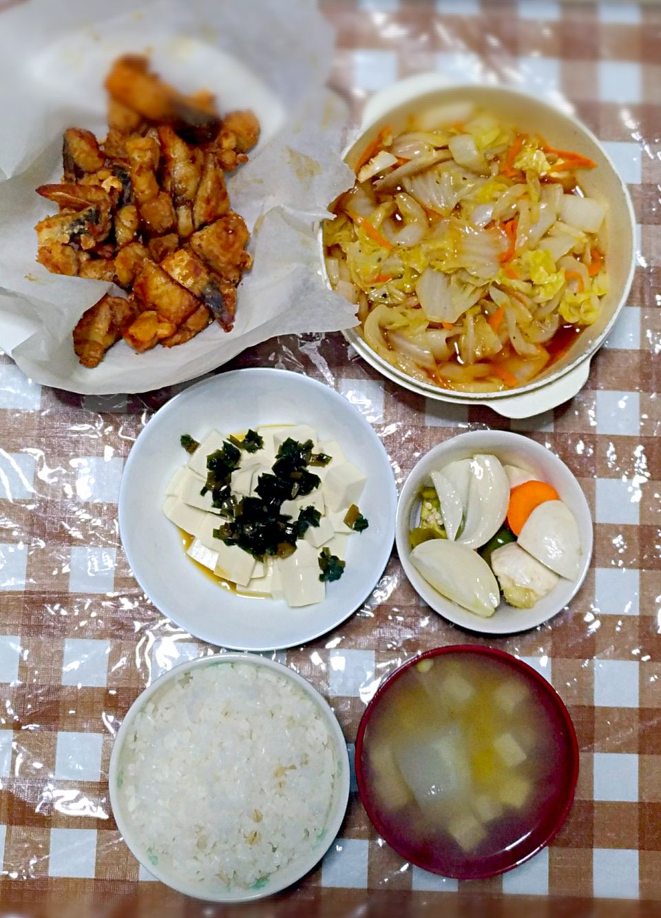 サバの竜田上げ
野菜ピクルス
白菜ナムル
豆腐の万能韮掛け
豆腐とコーンスープ