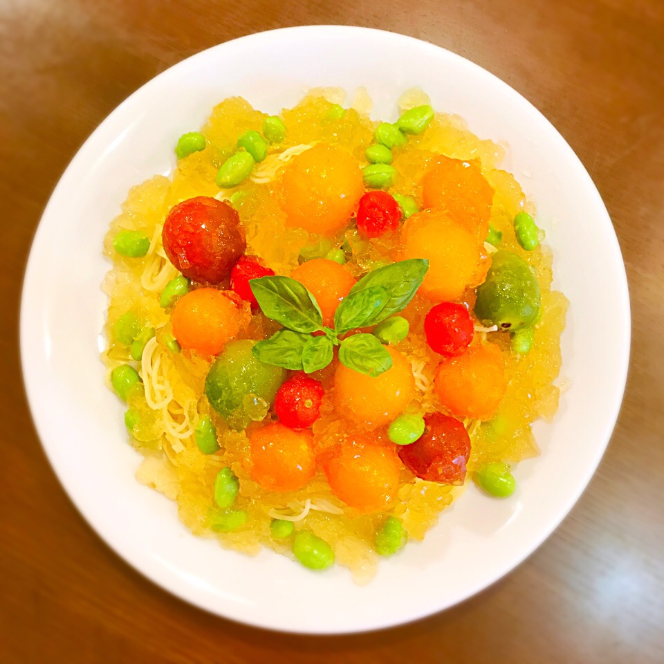 カラフルトマトの柚子胡椒ジュレ冷製パスタ