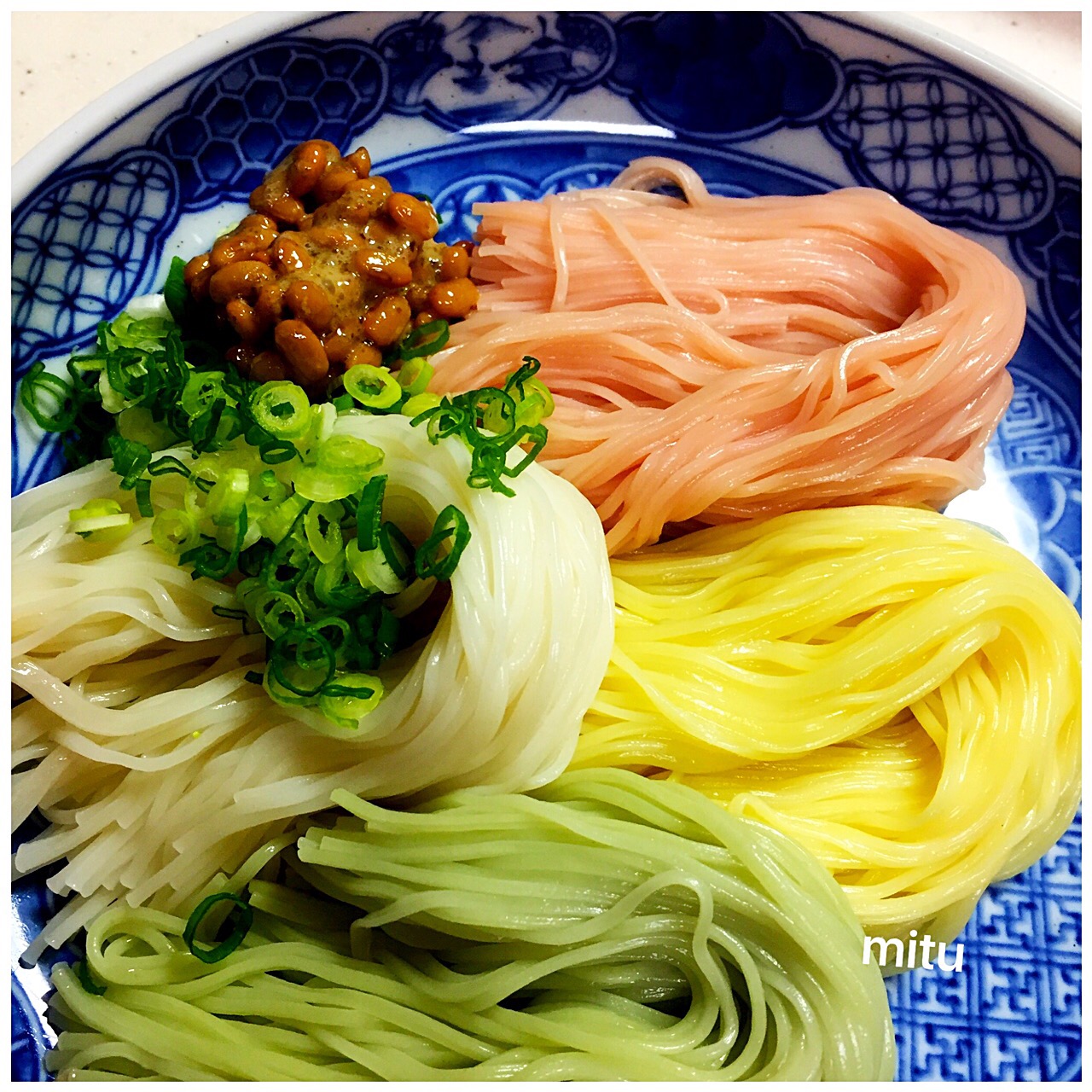 夏と言えばやっぱり素麺
トマト?かぼちゃ?オクラの素麺です