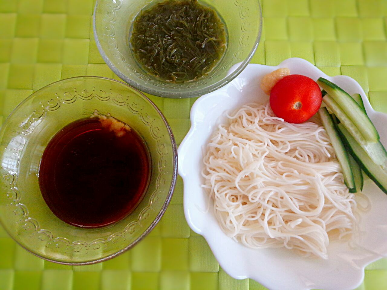 さっぱりシンプルに。そうめん?