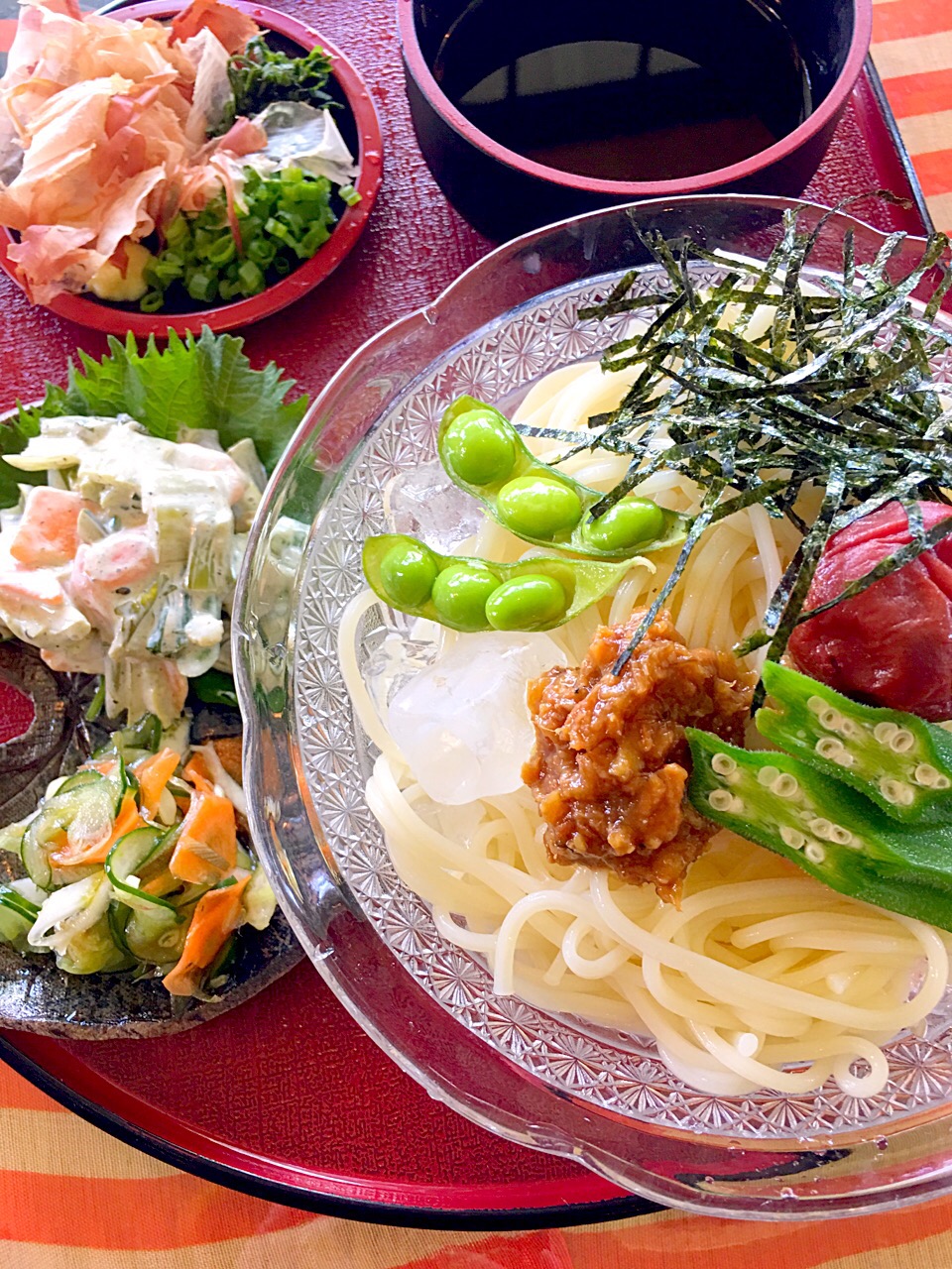 冷やし 五島うどん&おかず(酢の物 、サラダ)