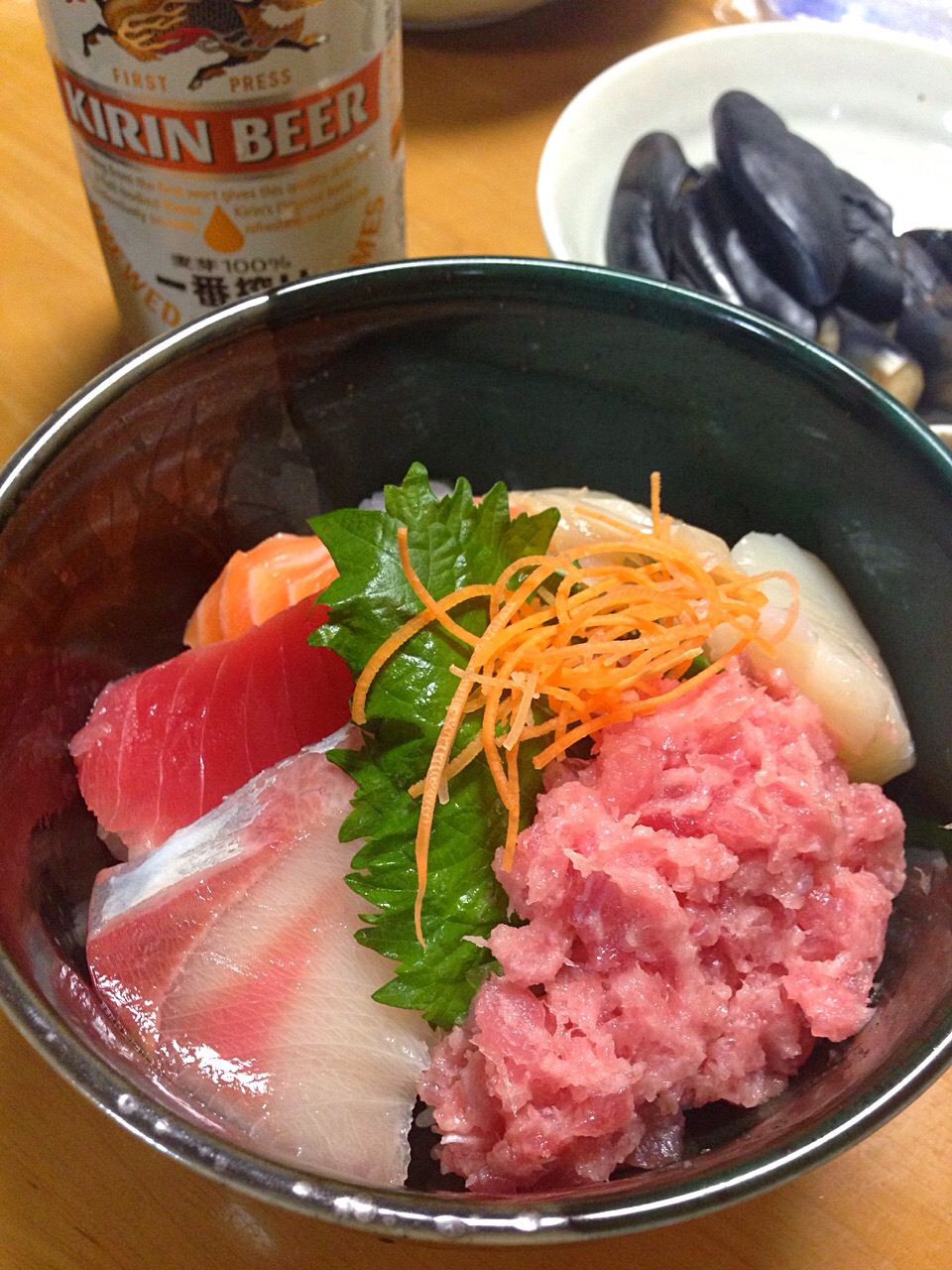 ７月２３日
海鮮丼・・・ホントは勝手丼?