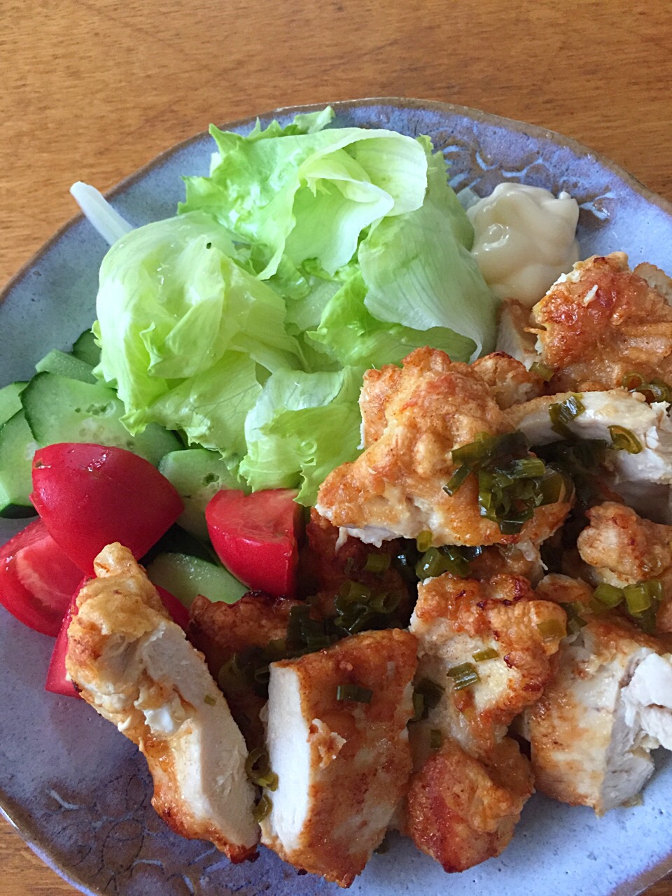 鶏胸肉の唐揚げ、ネギ醤油かけ