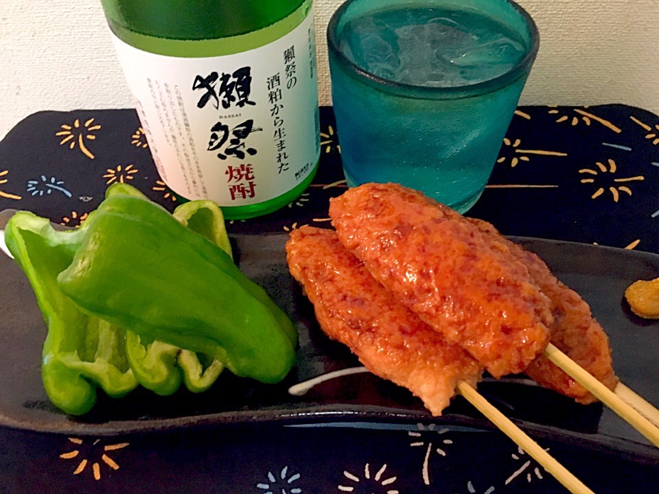 いぶりがっこ入り鳥つくね串
生ピーマン
獺祭 焼酎 ハイボール（山口）