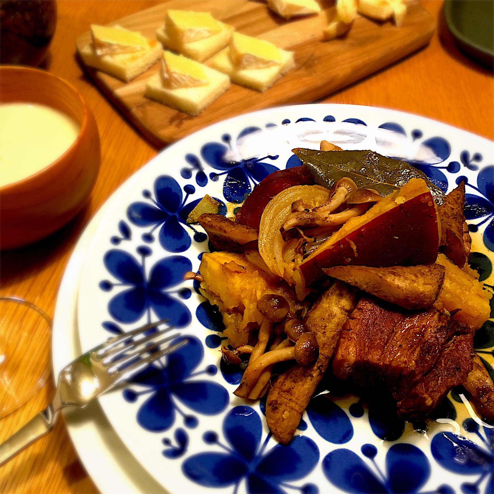 豚バラと根菜のバルサミコ煮