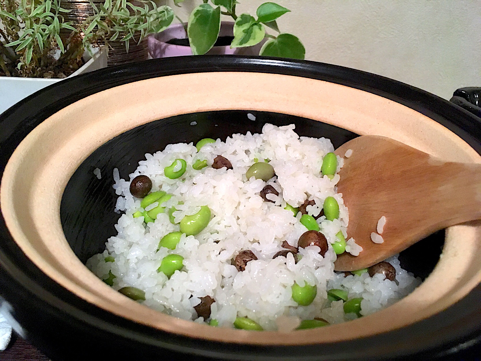 ✴︎むかごと枝豆の土鍋ご飯