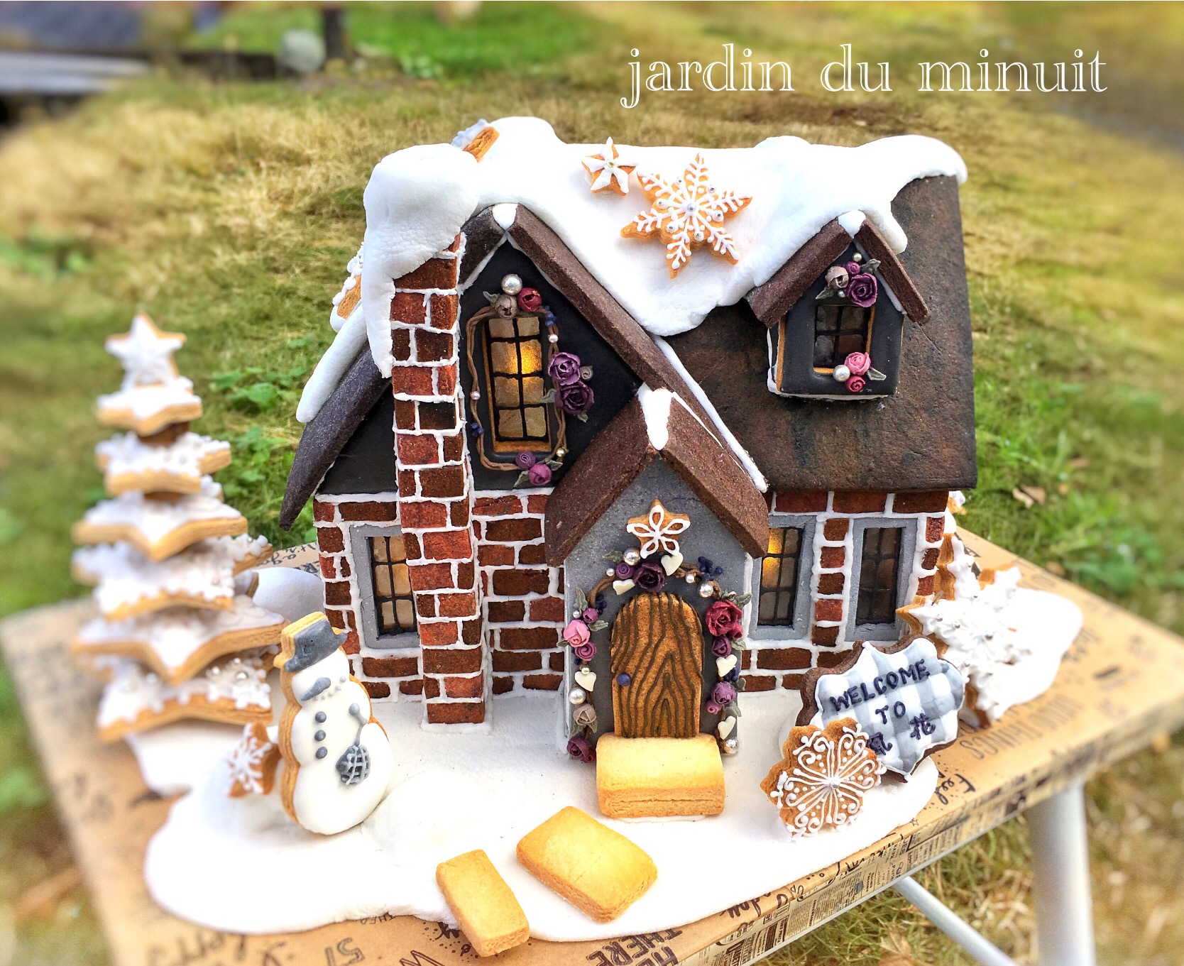 今年で4代目ヘクセンハウス （クリスマスのお菓子の家）♪
