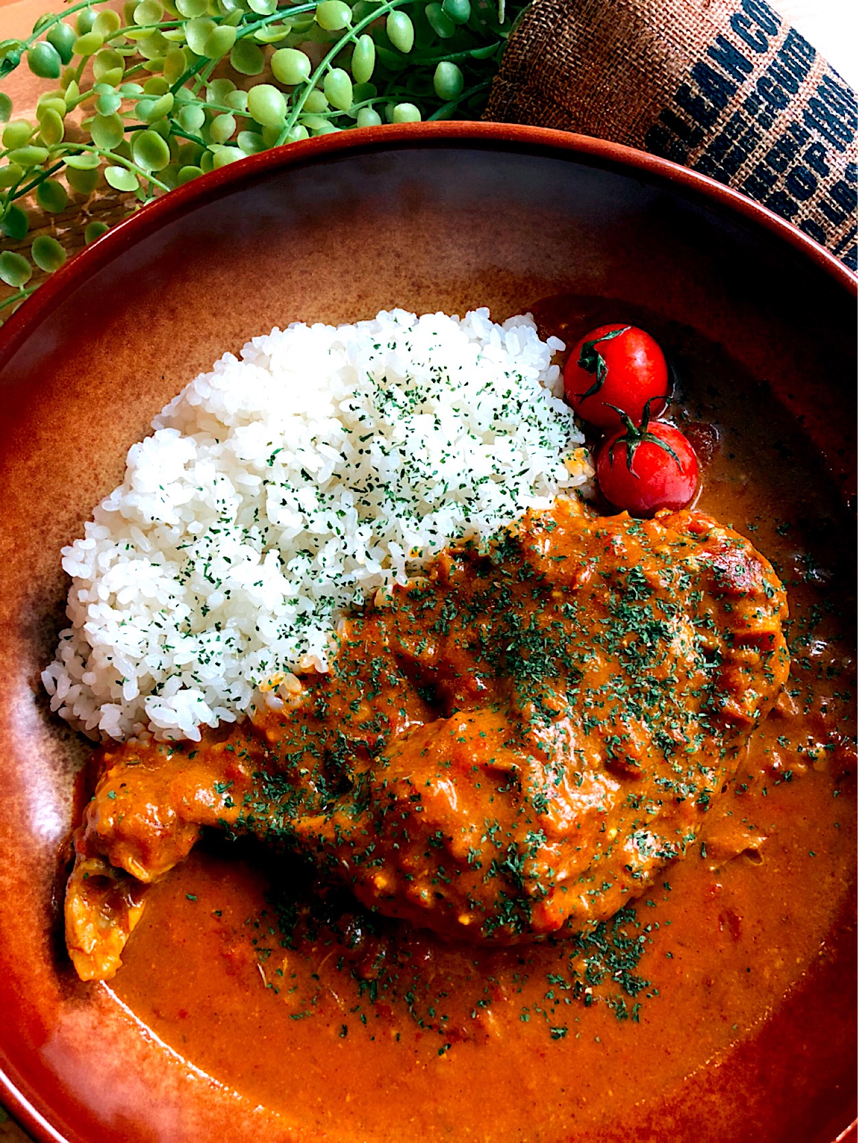 まるごとチキンレッグdeバターチキンカレー?