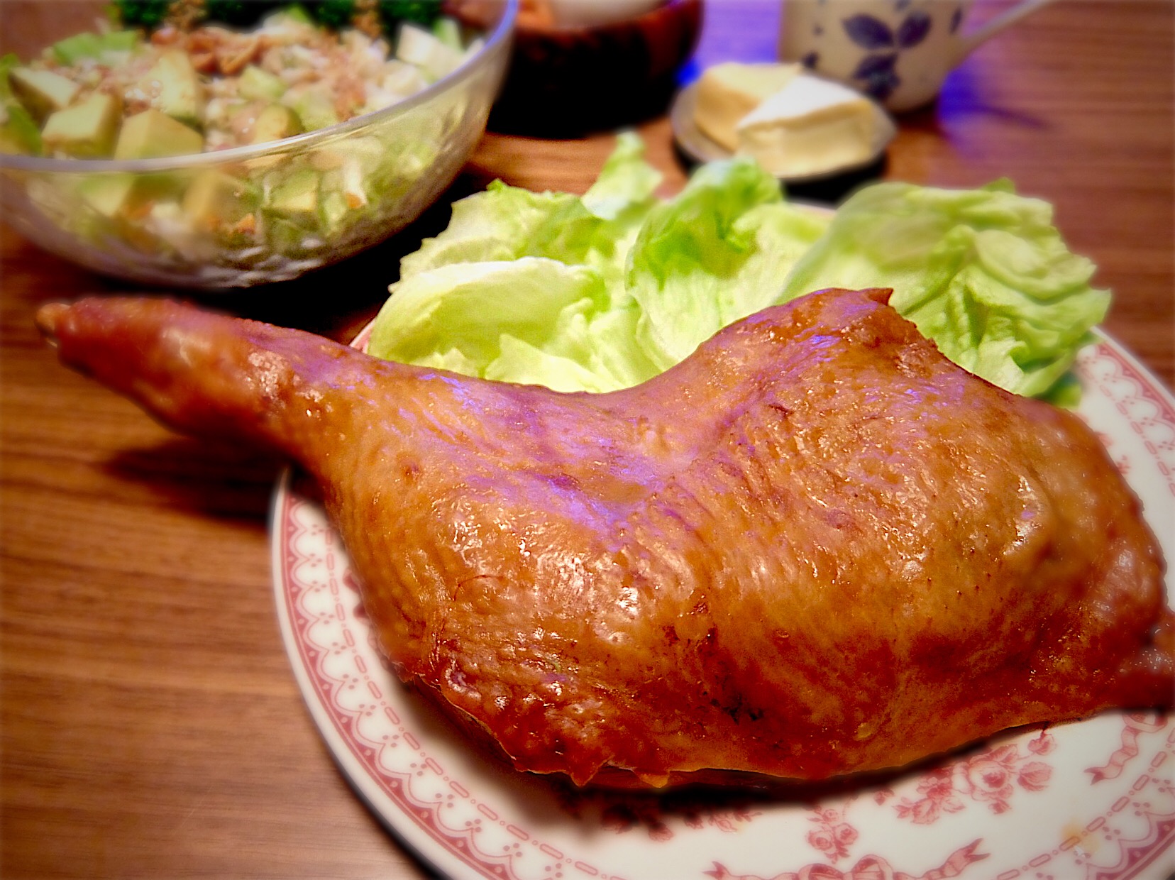 2017/12/24 #dinner
Christmas roast chicken two days in a row, Cobb salad
（クリスマスローストチキンレッグ、コブサラダ）