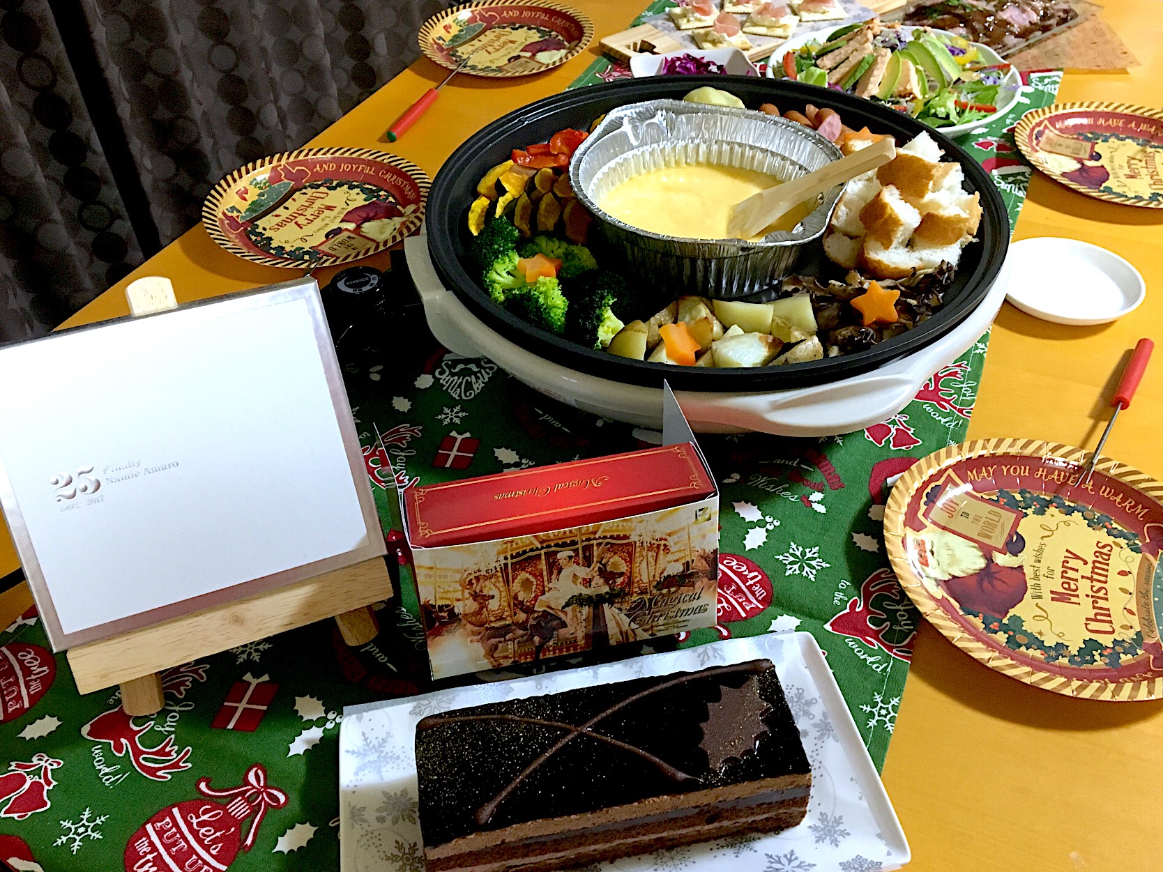 チーズフォンデュとセブンのケーキで❃#クリスマスメニュー