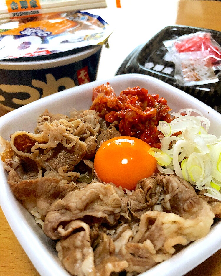 TKG牛丼/吉野家/スーパーフライデー/ソフトバンク/タダ飯/紺のきつね/マルちゃん