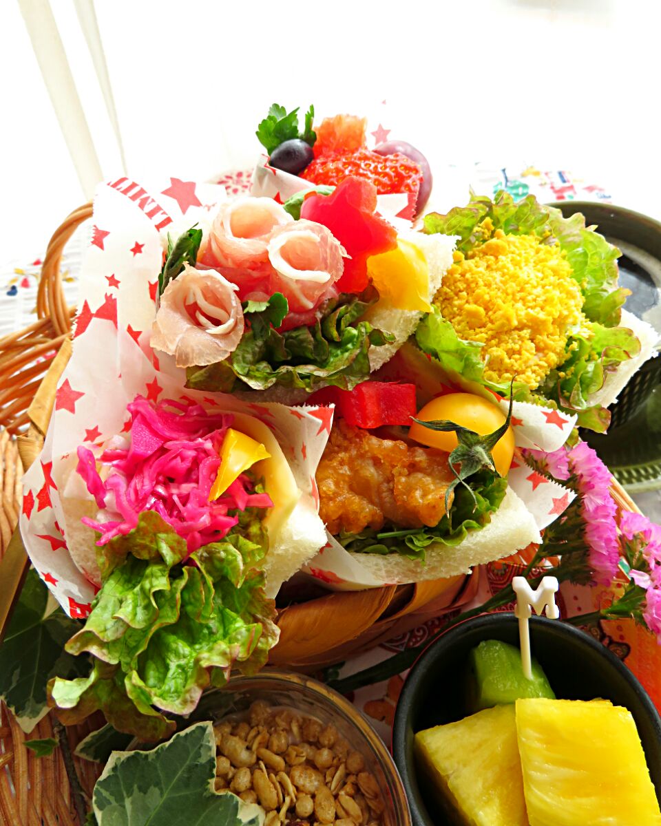 ひな祭り&ミモザの日☆簡単で可愛いブーケ風サンドイッチ