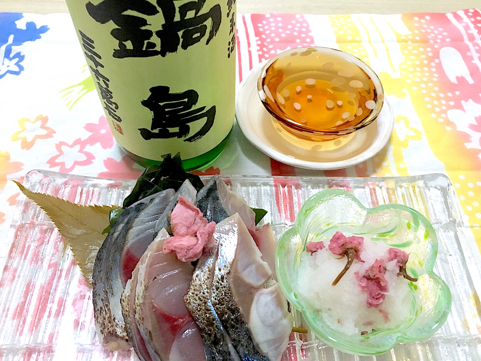炙りしめ鯖の桜〆
桜オロシ
鍋島 特別純米酒 三十六萬石（佐賀）