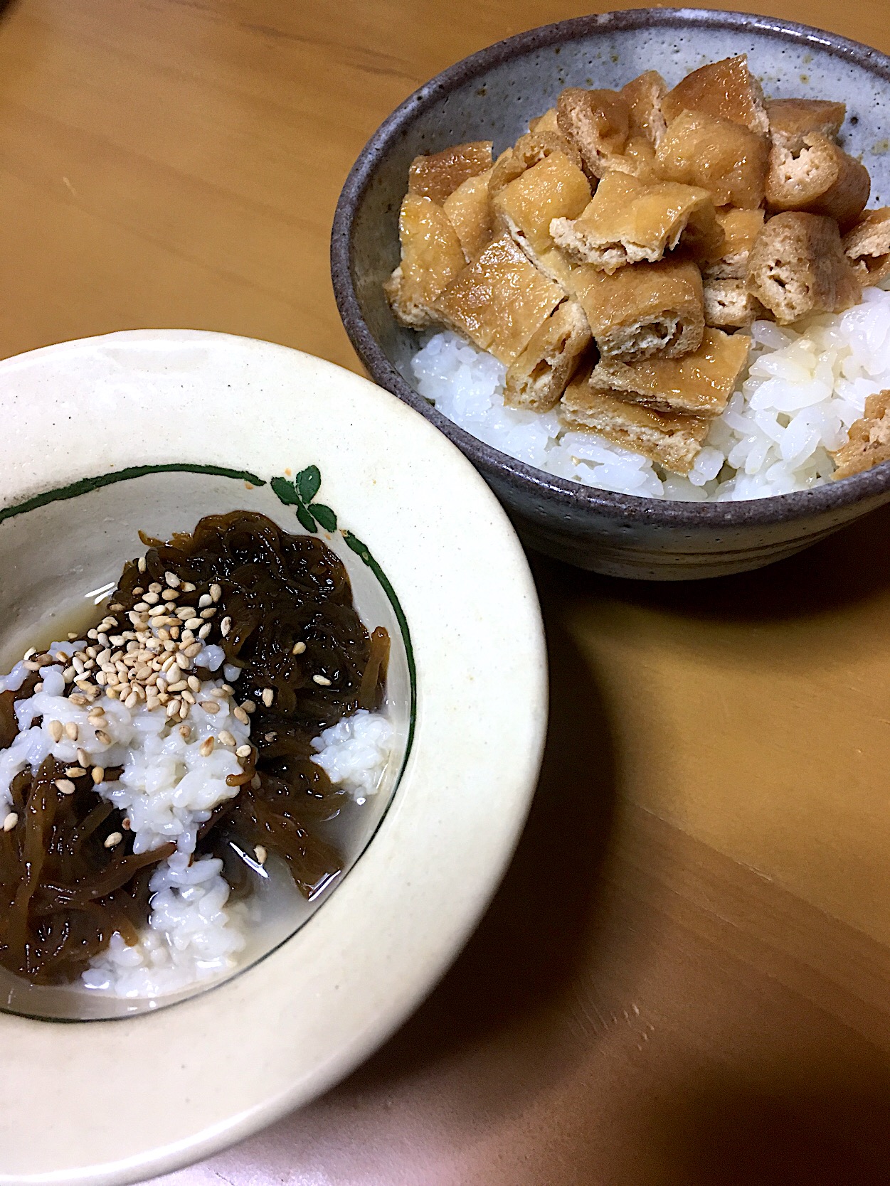 今日の地味〜なお昼ご飯ヾ(・д・｀;) 
きつね丼
自家製甘酒入り三杯酢で沖縄モズク