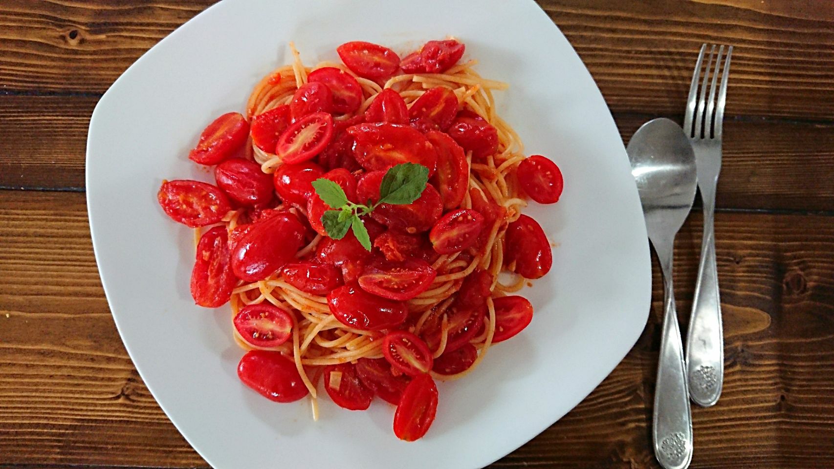 新鮮食べるトマトパスタ