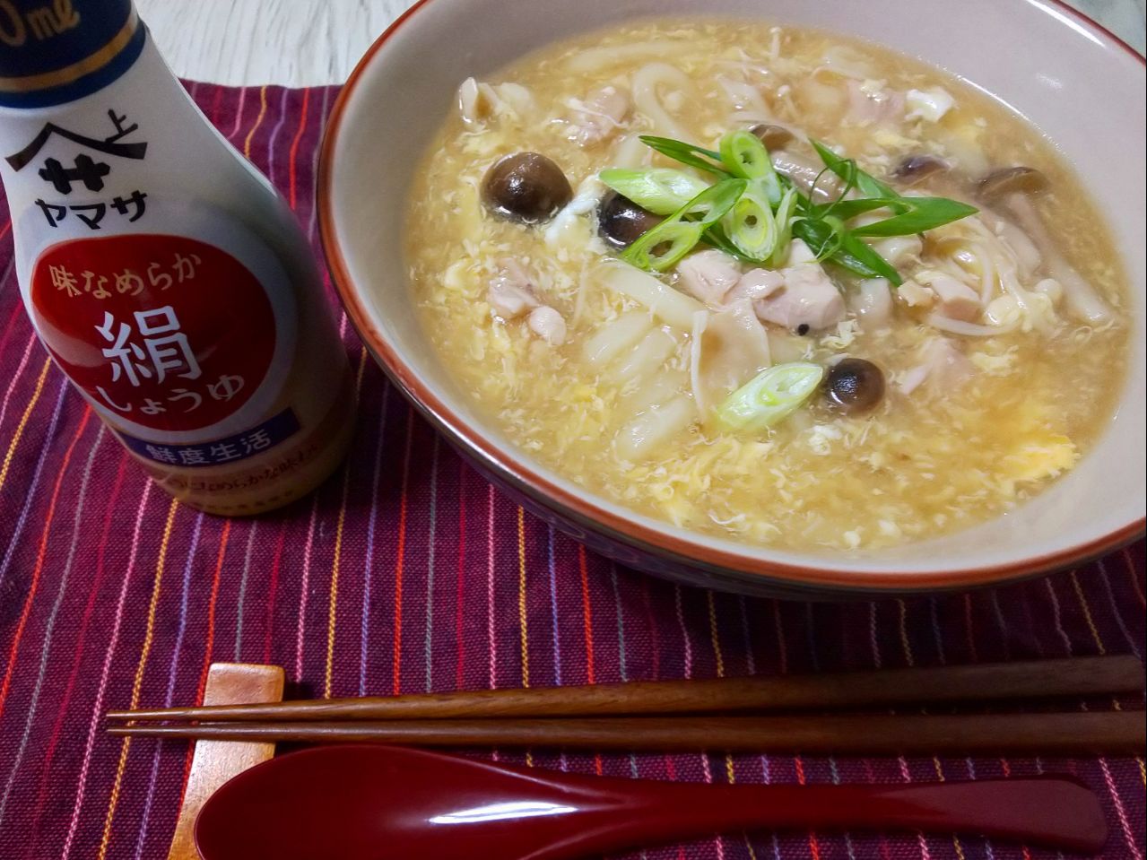 きのこたっぷり親子丼風あんかけうどん