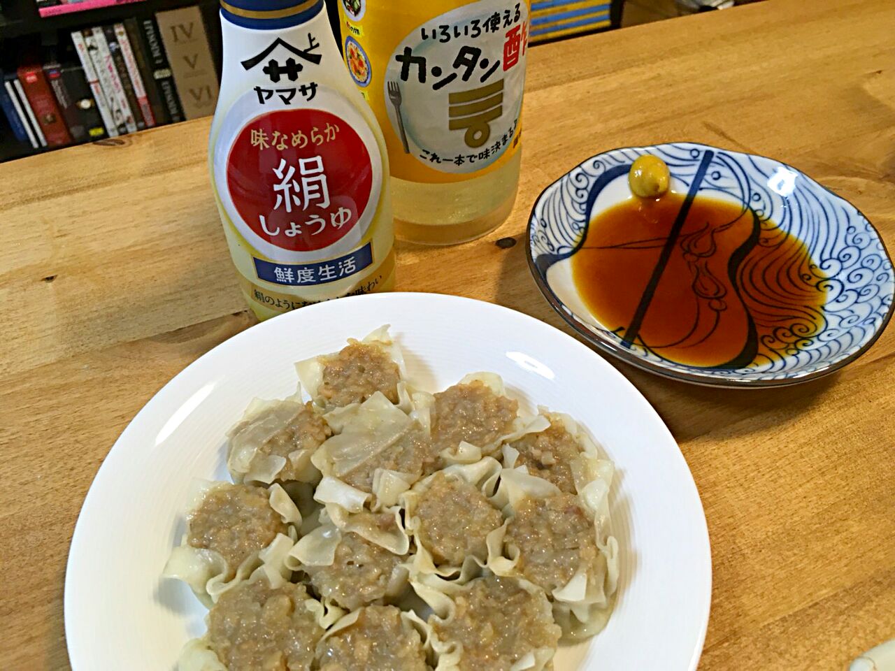 当選したヤマサ醤油とお酢でシューマイ(^0_0^)をペロリ。