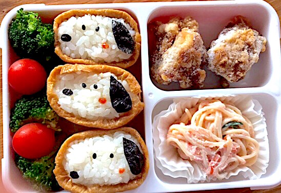 おいなりさん de スヌーピー  弁当 #おいなりさん#スヌーピー#鶏の竜田揚げ  #明太子パスタ サラダ #ブロッコリー?  #ミニトマト?