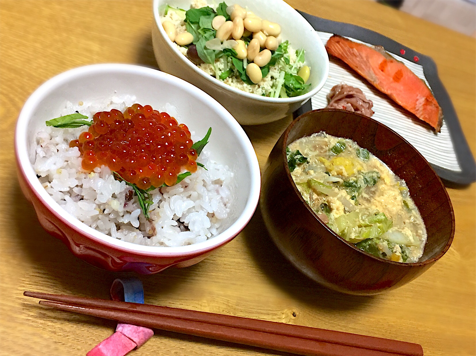 秋の味覚♪いくらと鮭で夜ご飯☆