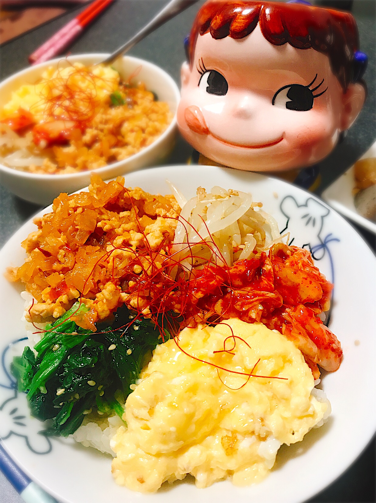 ピリ辛トロ旨♡韓国風そぼろ丼。