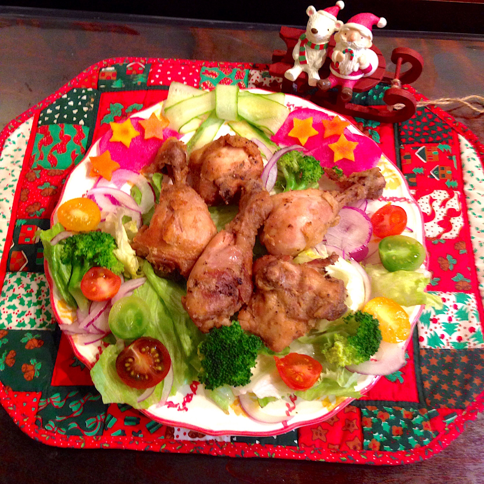 チキンとリースサラダ?? #メリークリスマス  #クリスマス料理?