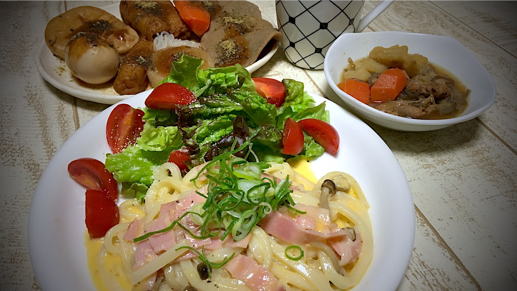 今日の男飯(*･ω･)ズボラカルボナーラうどん&もう飽きたおでん&肉じゃが...♪*ﾟ