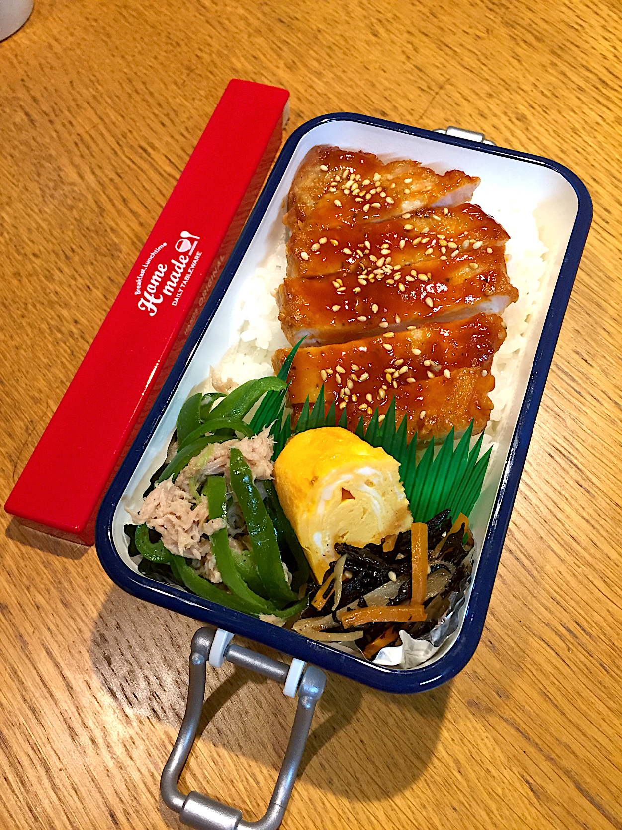 JK弁当  ポークチャップのっけ