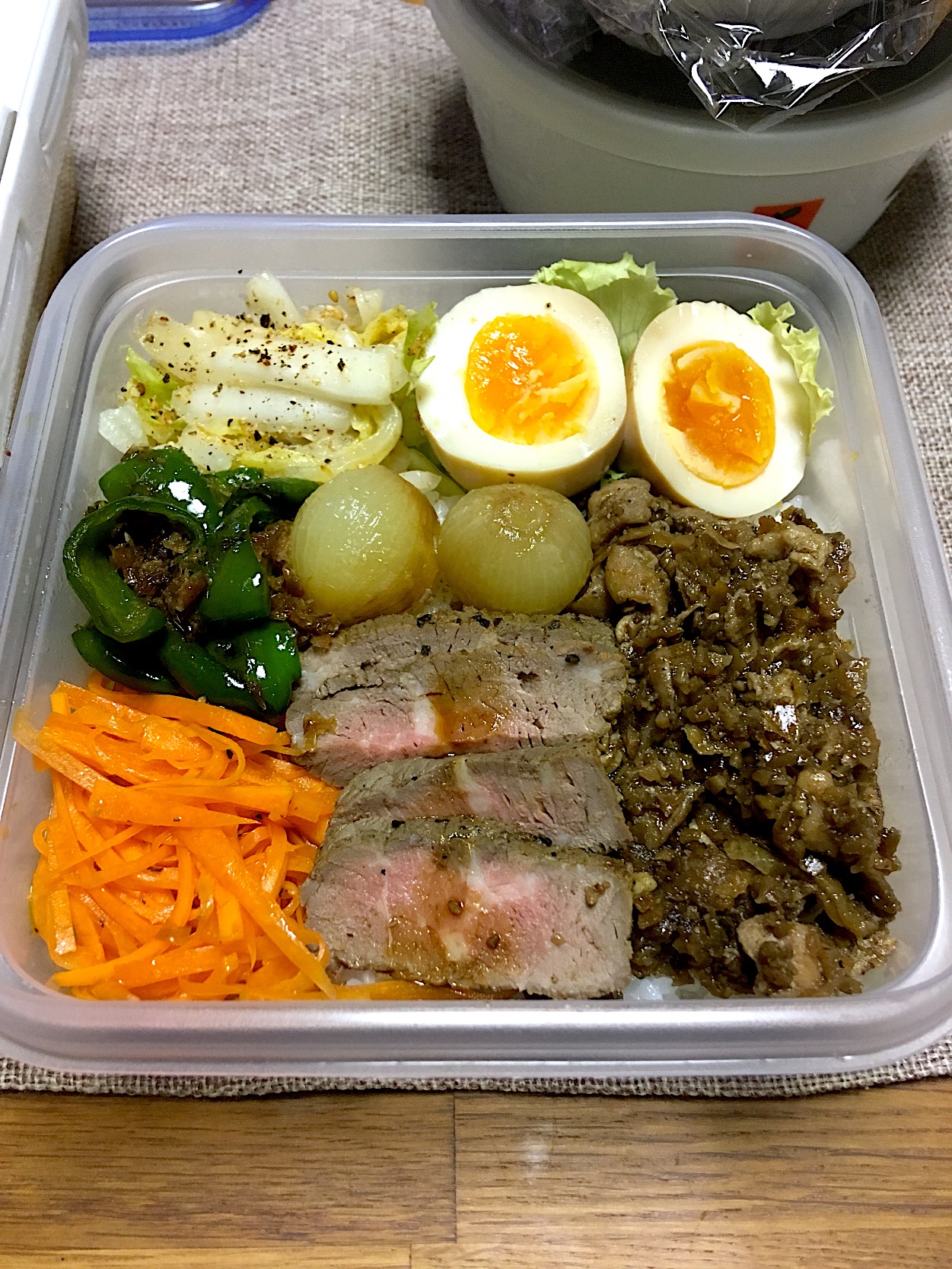 夜泣き弁当→ルーローハン
 #あるもので #詰めるだけ