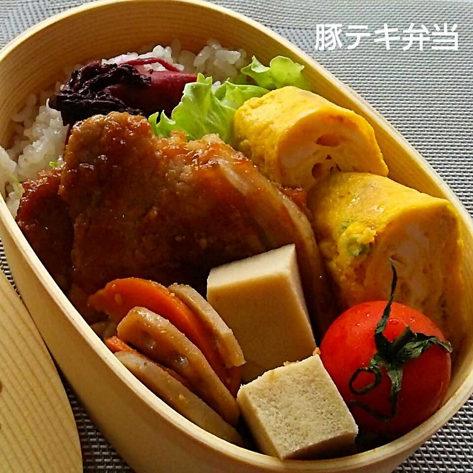 豚テキ弁当?