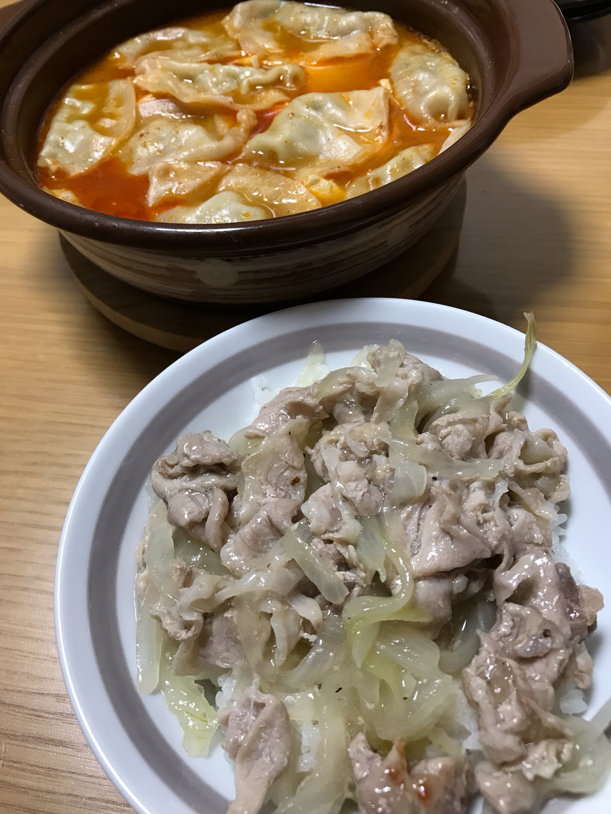 塩豚丼&チゲ餃子鍋