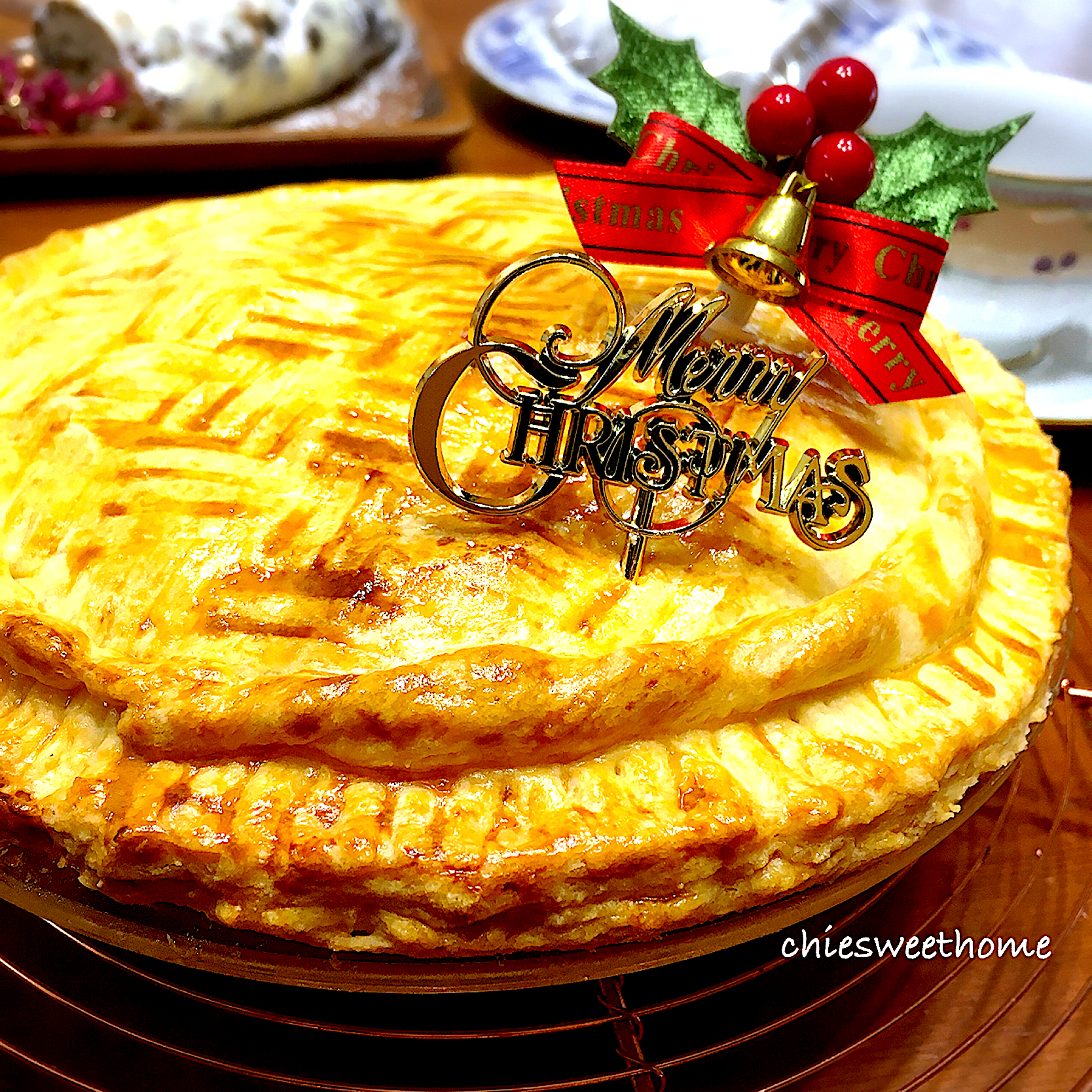 Yuka Nakataさんの料理 パイ生地レシピ付き♥Oldfashioned apple pie でメリークリスマス