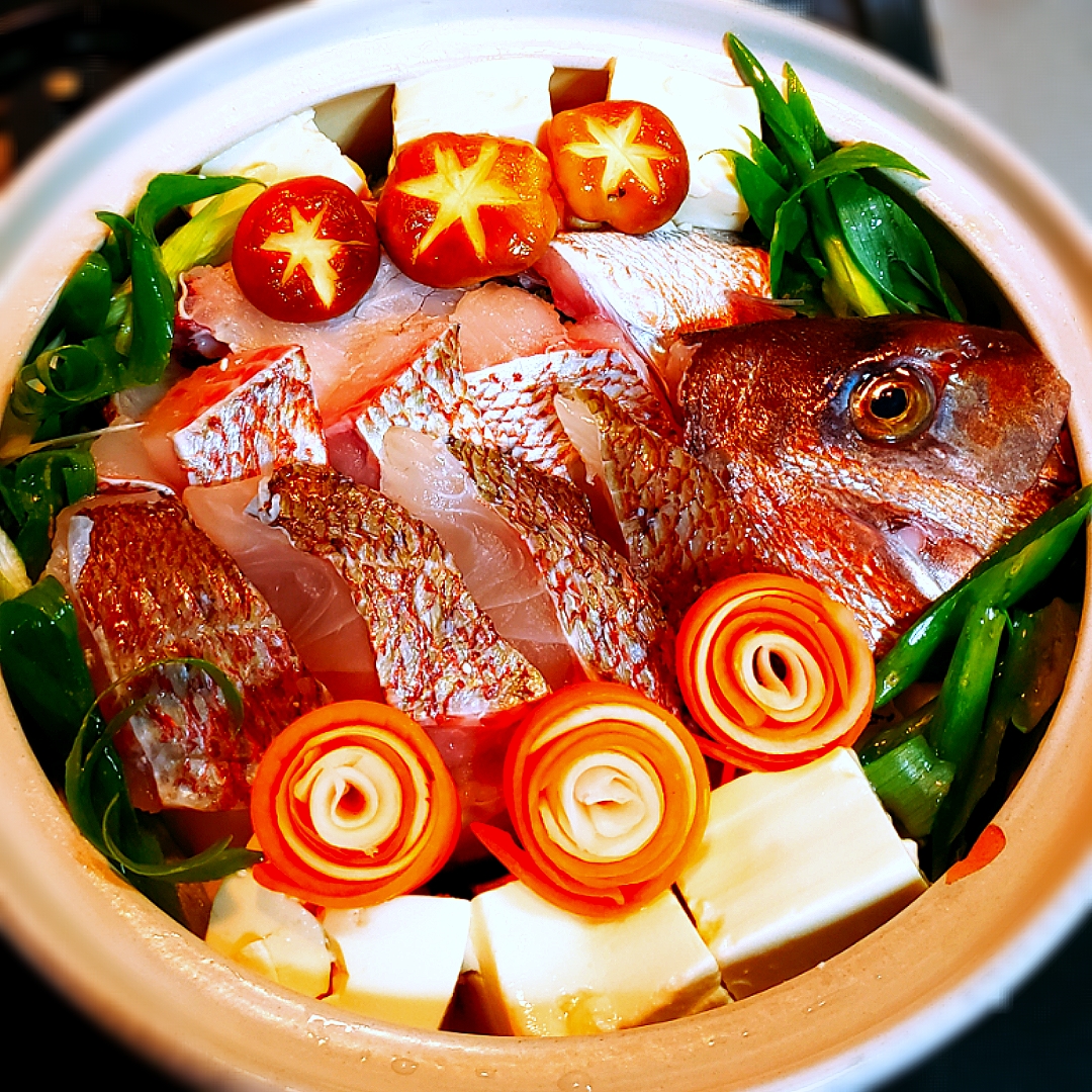 愛媛県産
愛の瀬 真鯛で
あごだしベースの発酵鍋?