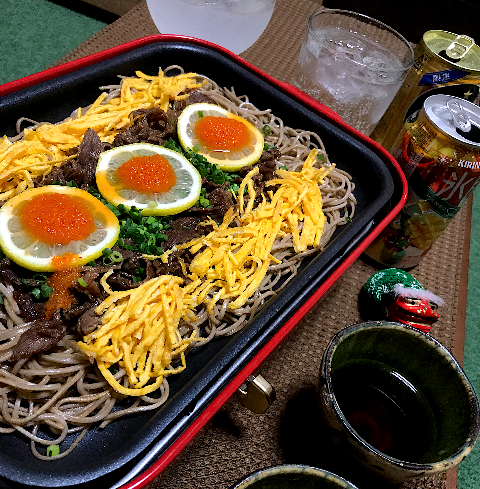 残ったお蕎麦で瓦そば風に