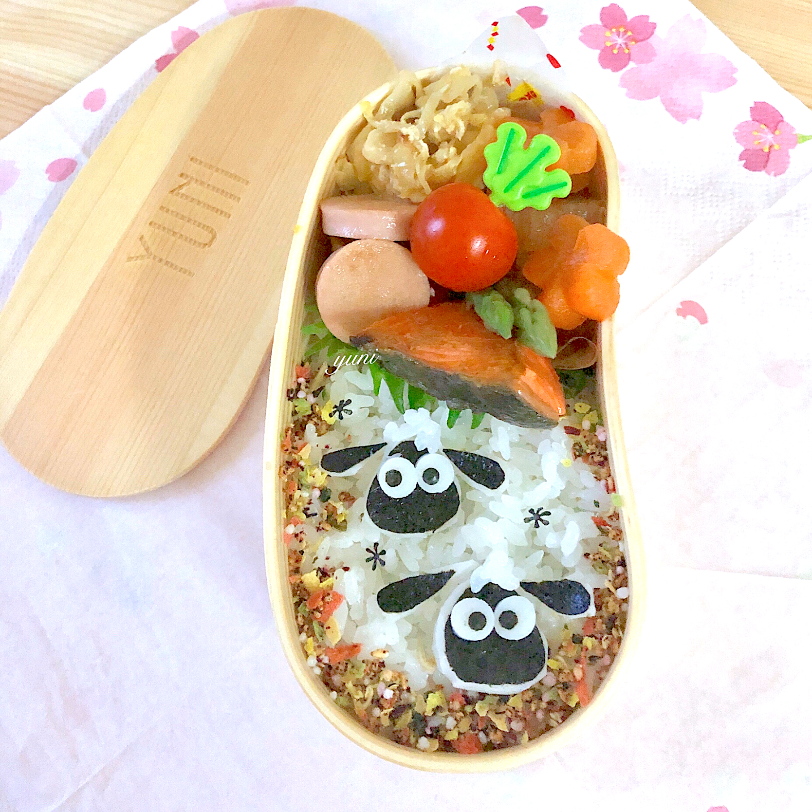 ひつじ🐑ショーン弁当☘️