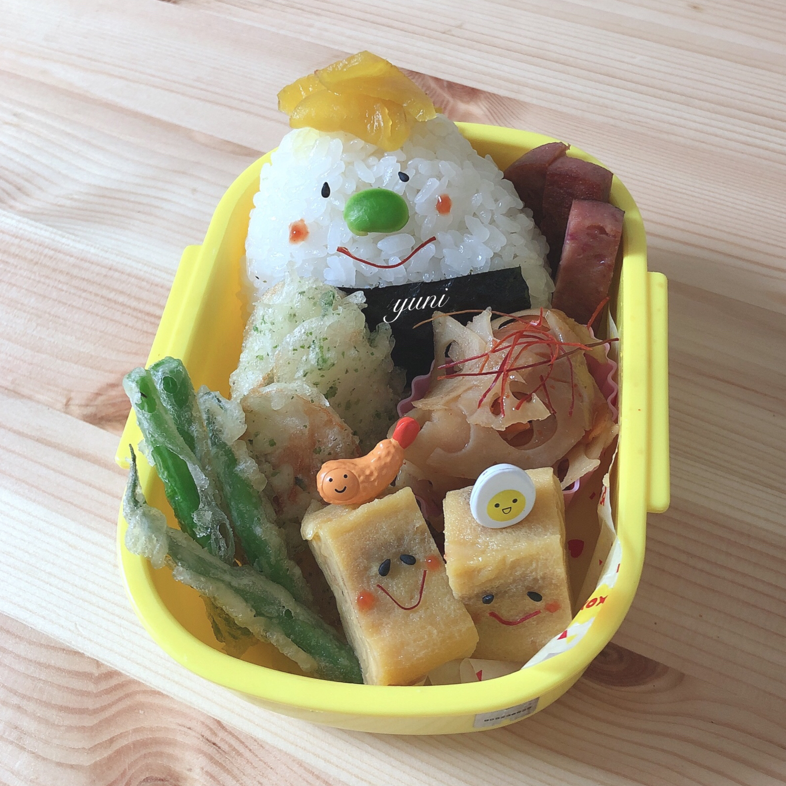 顔おにぎり弁当🍙