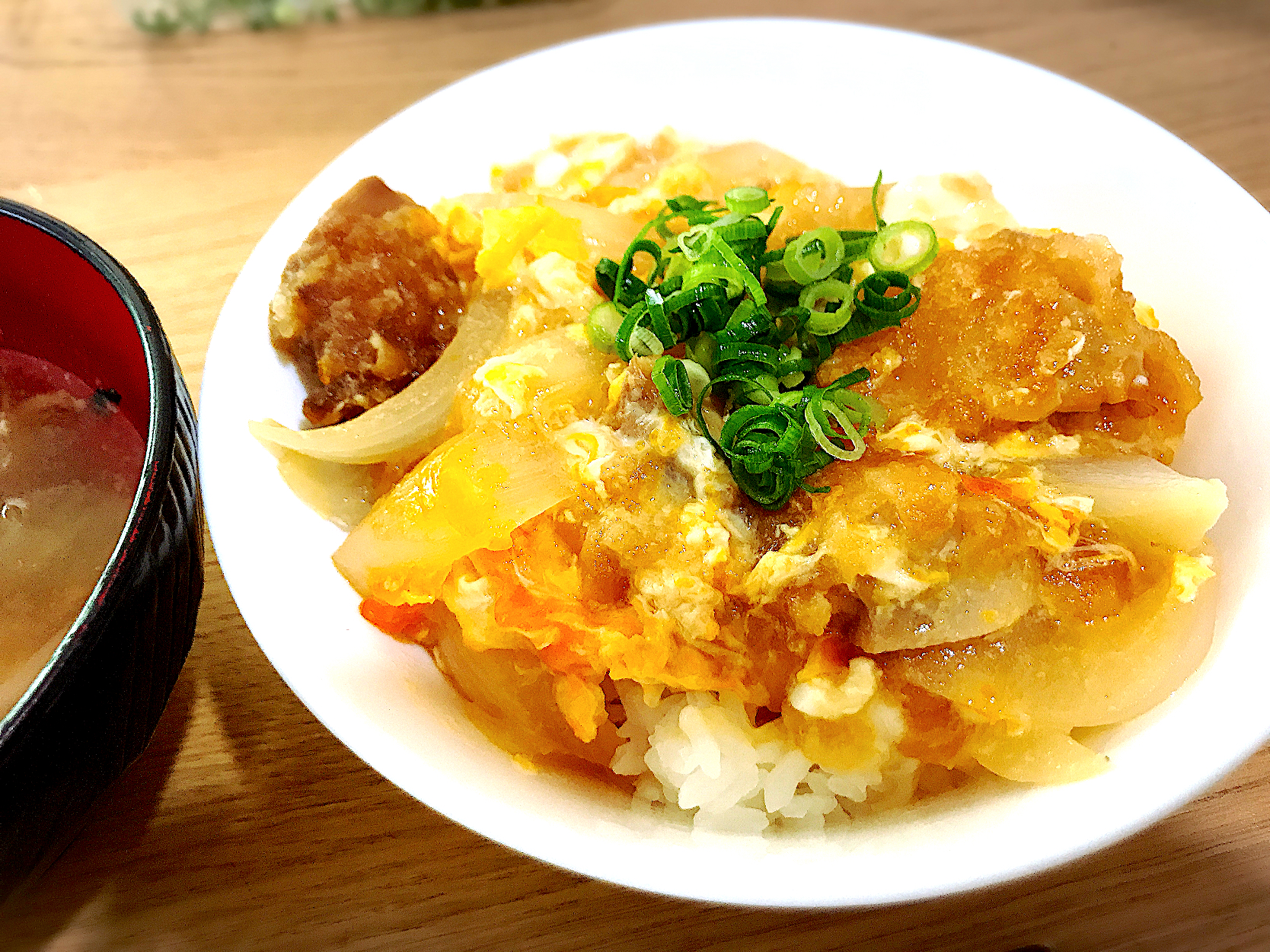 から揚げ卵とじ丼