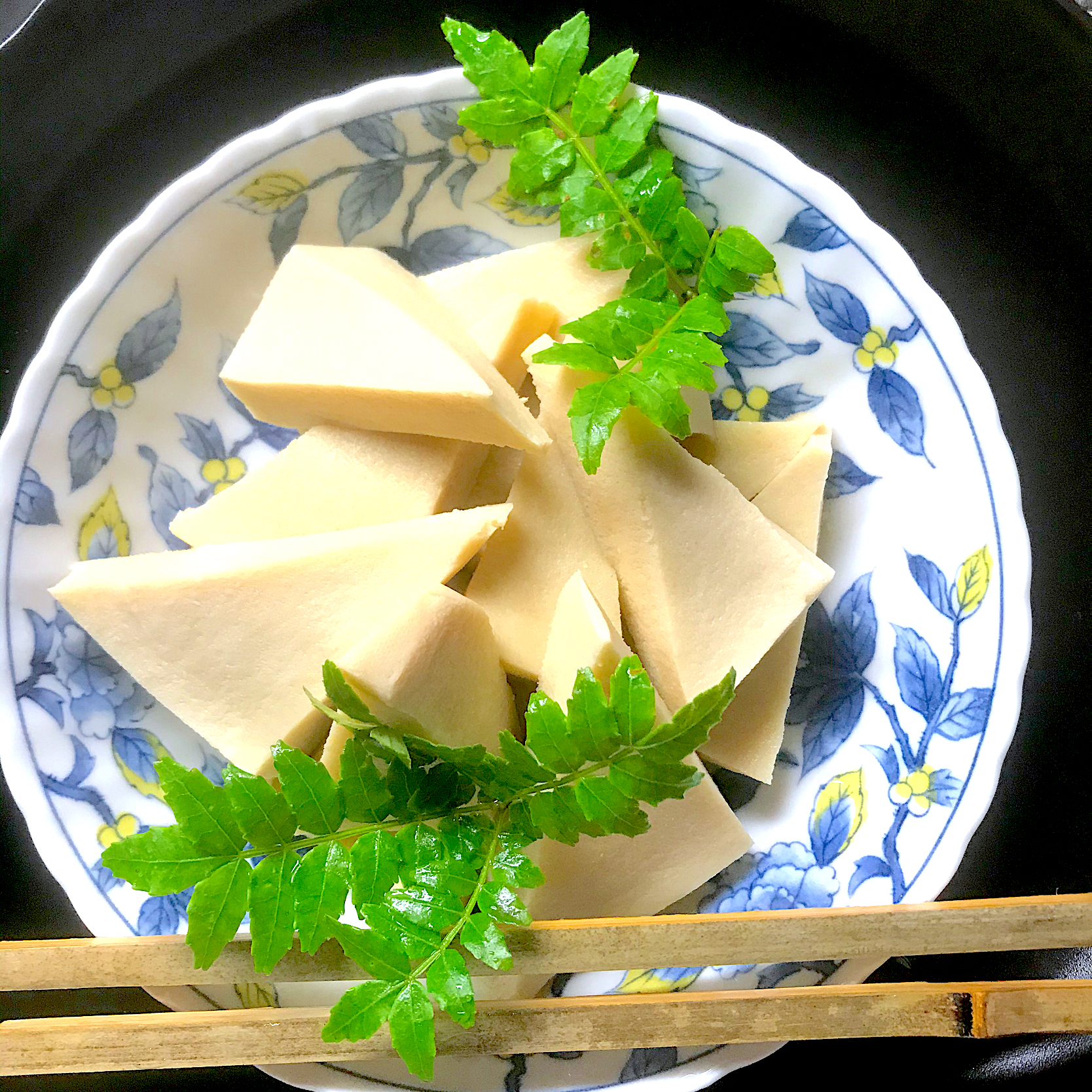 味付けは　これうまつゆ高野豆腐