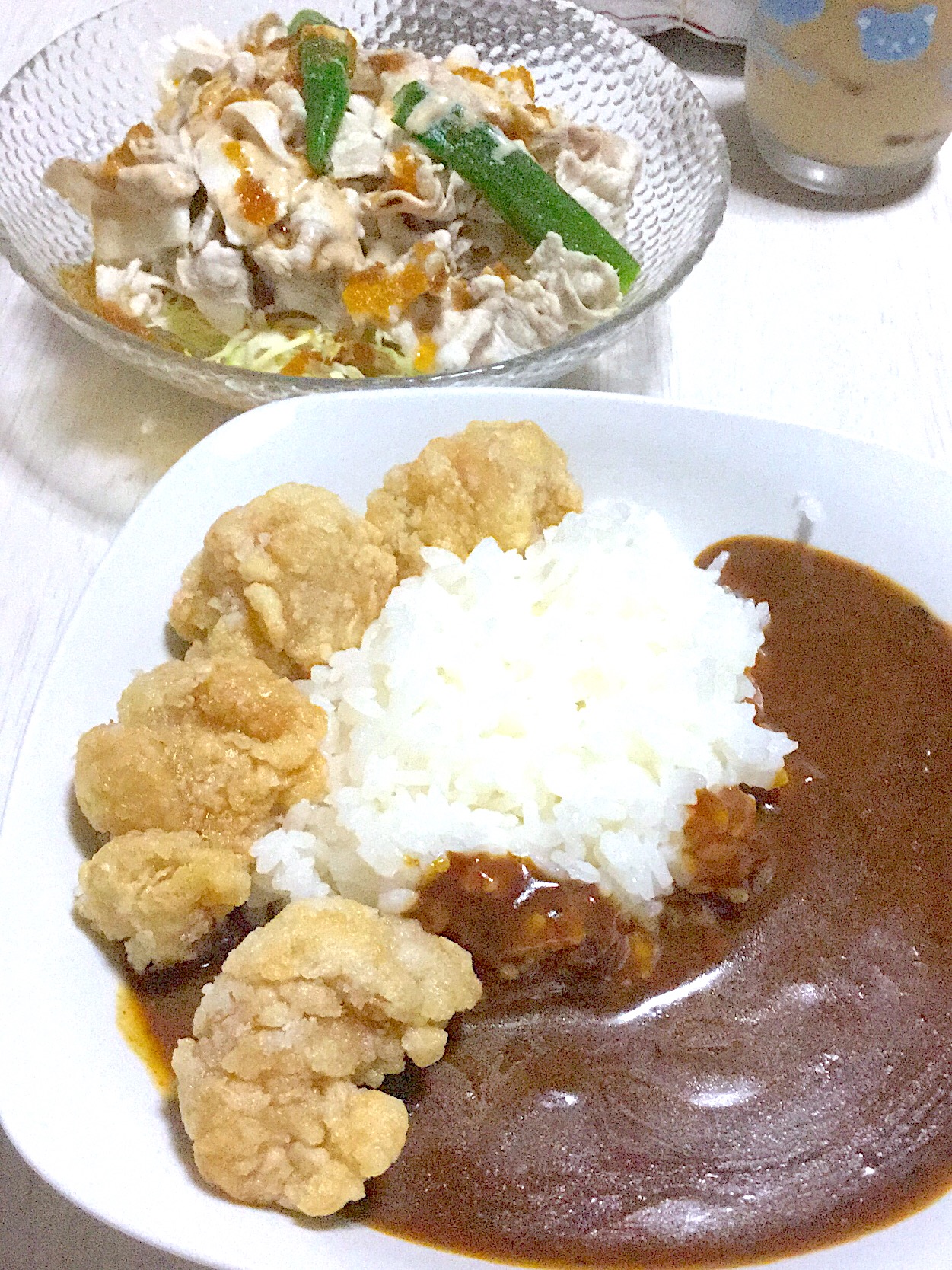 唐揚げカレー、冷しゃぶサラダ