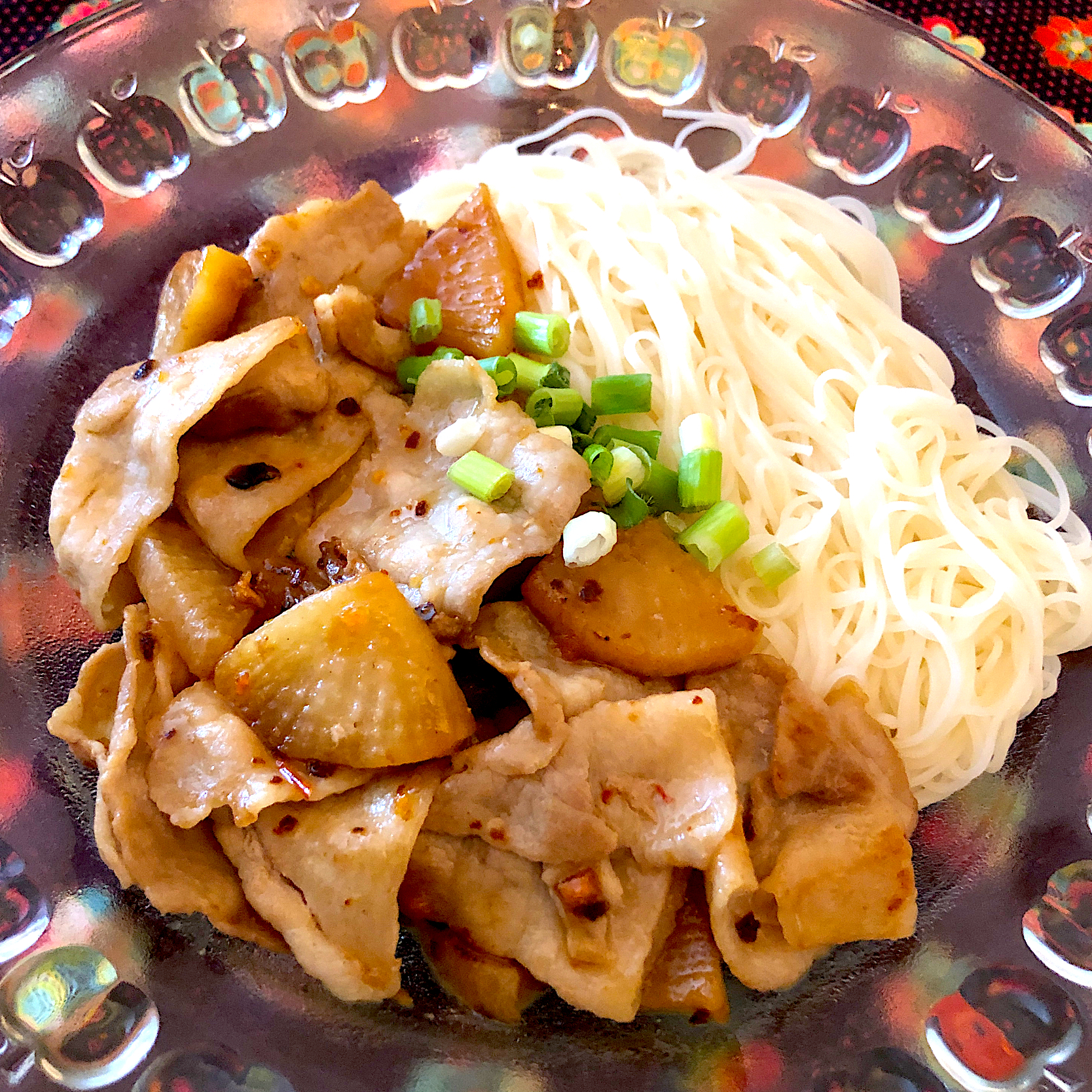 ピリ辛豚バラ大根素麺