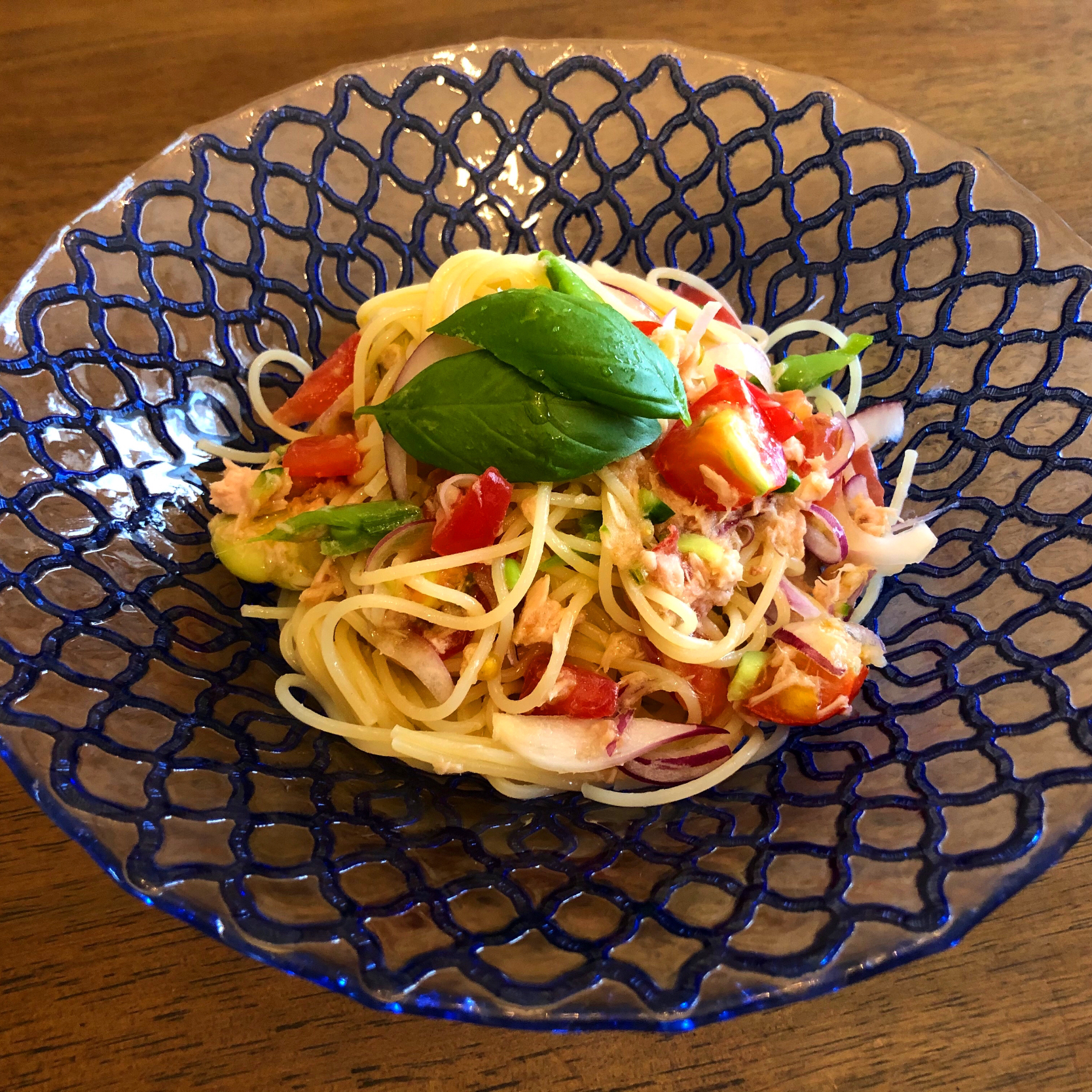 夏野菜とツナの冷たいパスタ