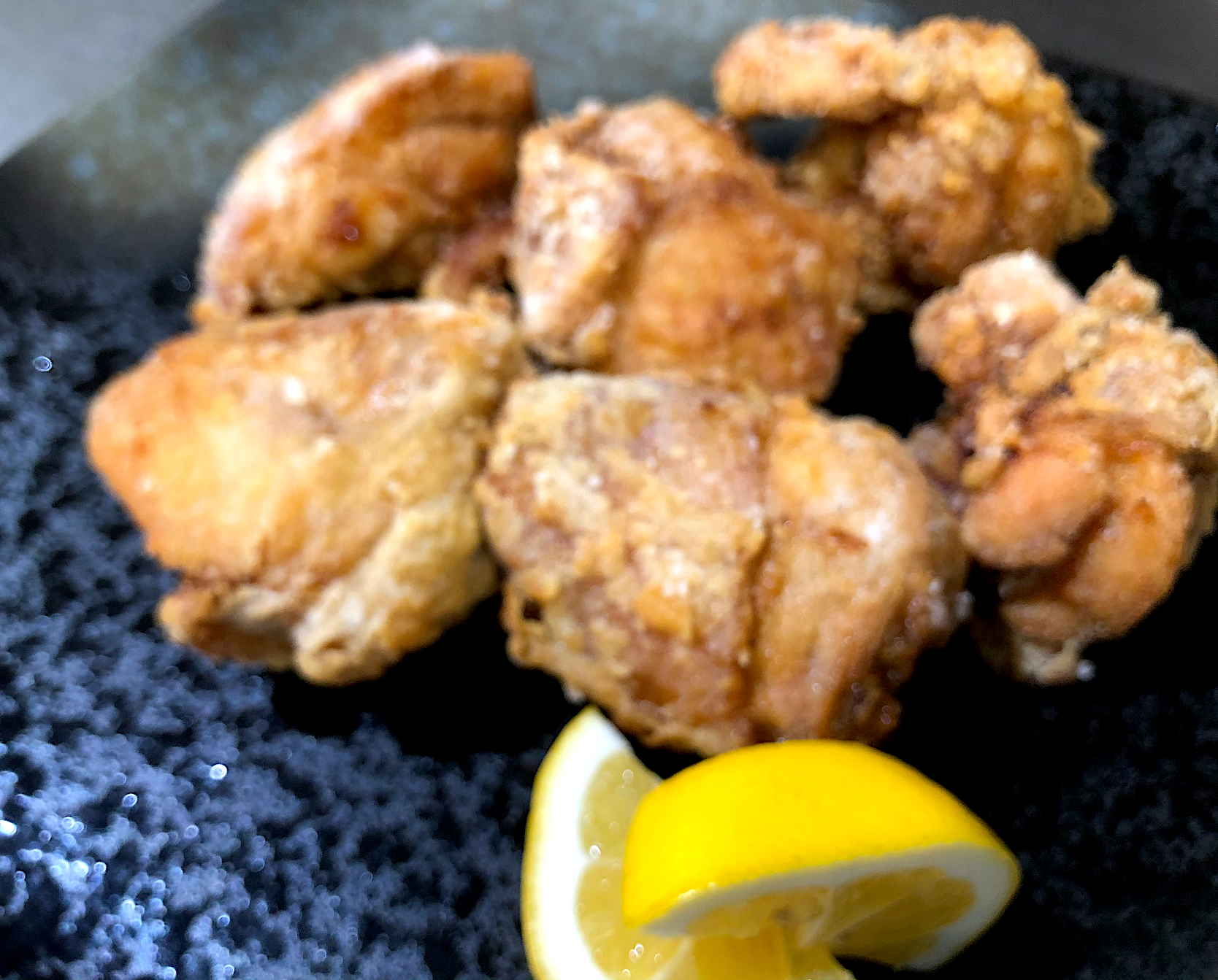 秘伝のタレに漬け込んだ冷めても旨い、ひであにさん家の地鶏のから揚げ😋😭