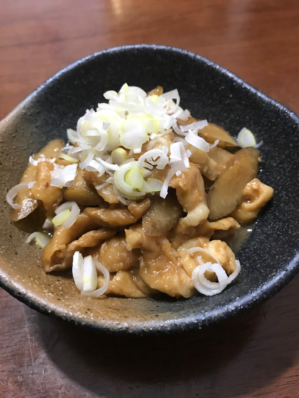 鶏皮の煮込み　脂抜きして味噌でじっくり煮込みました。